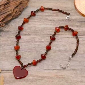 HEART CHARM NECKLACE